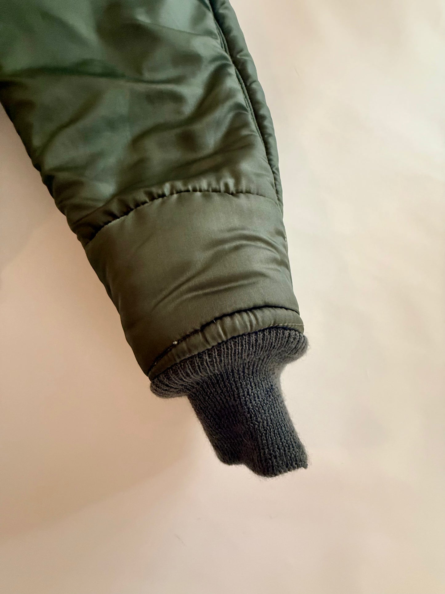 Voza Reworked Army Green Winter Jacket – Vintage Military Liner with Red Buttons & Satin Interior