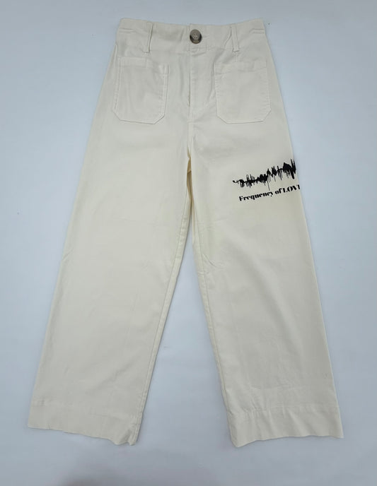 Frequency of Love Collection Women’s Cream Sailor Pocket Stretch Pants – Size 28 Waist