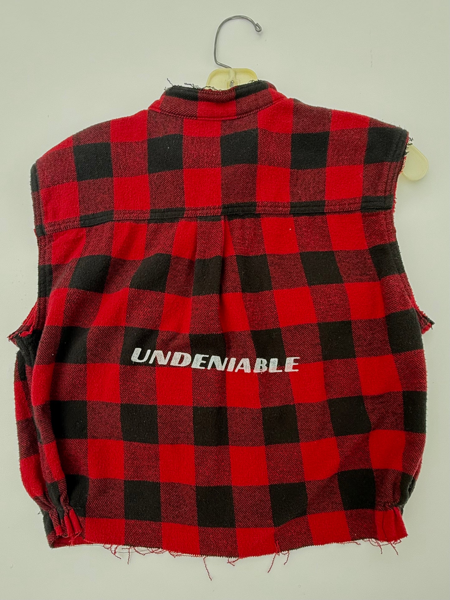 Undeniable Red & Black Cropped Flannel sleeveless top – Size Sm