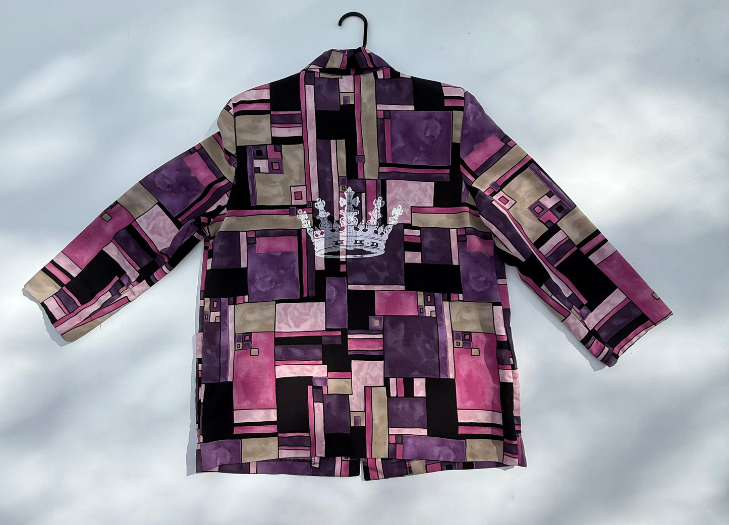 Crown Collection Women’s Retro Satin Geometric Blazer – Size Large