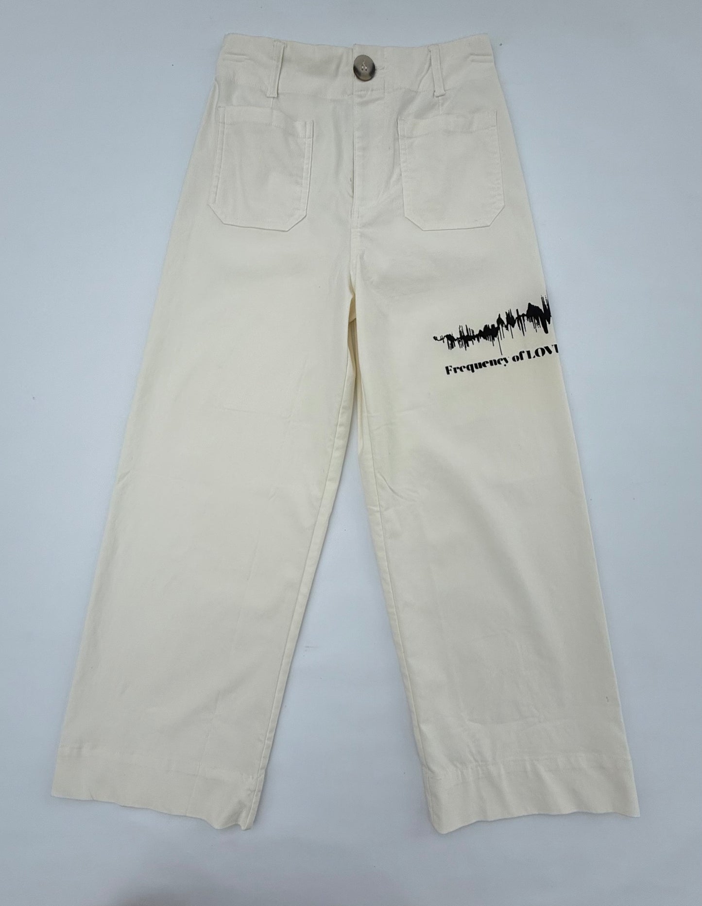 Frequency of Love Collection Women’s Cream Sailor Pocket Stretch Pants – Size 28 Waist