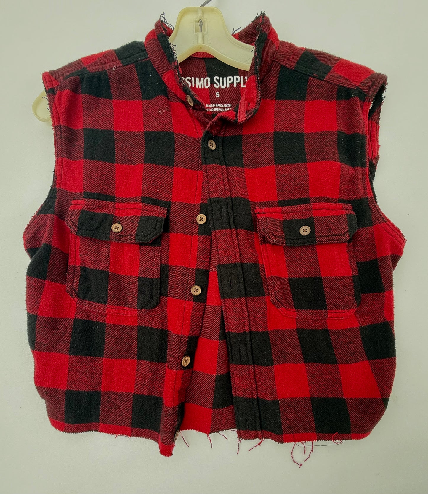 Undeniable Red & Black Cropped Flannel sleeveless top – Size Sm